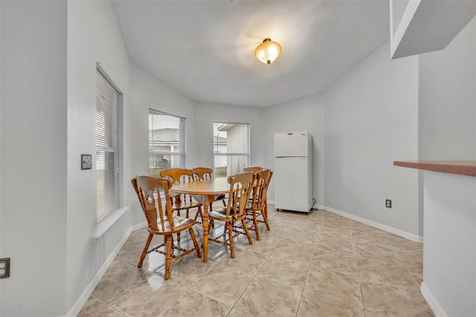 Image 14 of 29 For 609 Bluebill Lane