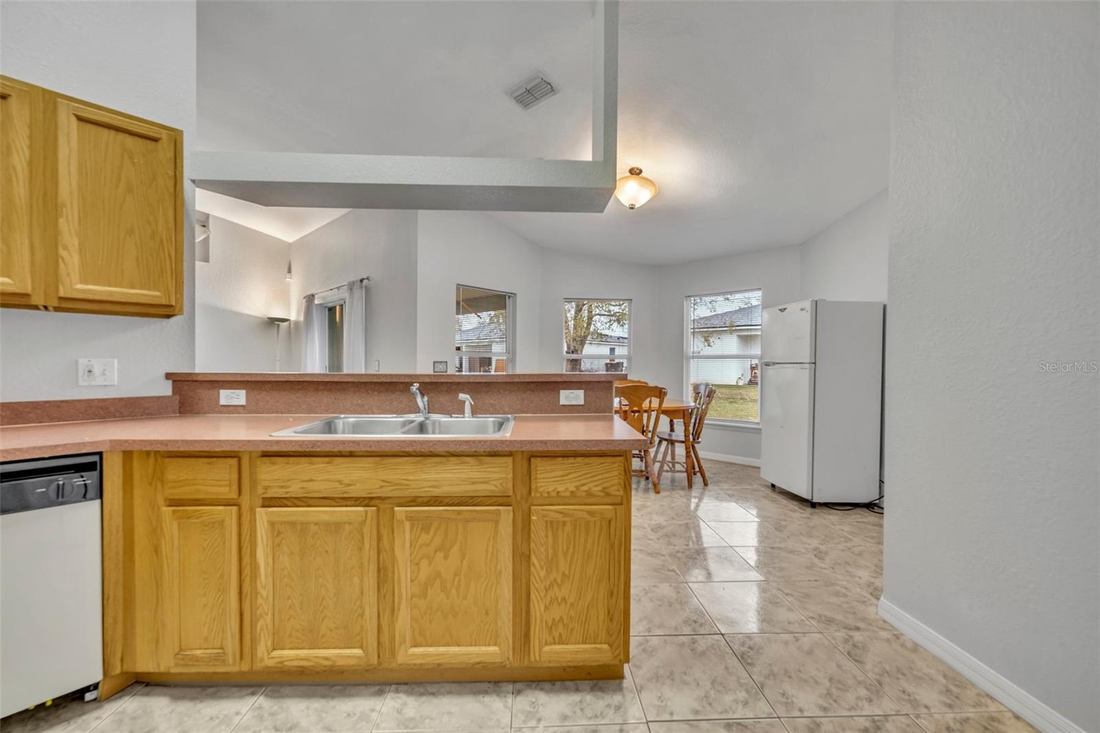 Image 20 of 29 For 609 Bluebill Lane