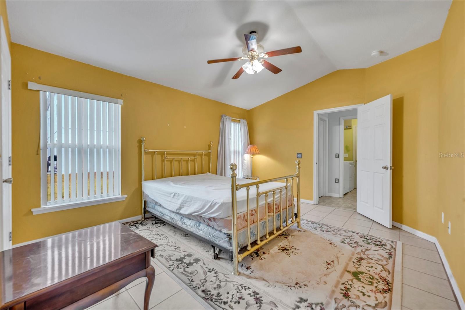 Image 21 of 29 For 609 Bluebill Lane