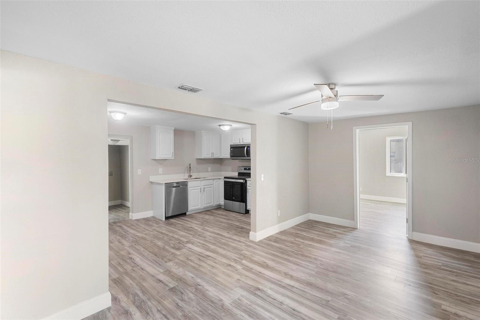 Image 15 of 30 For 1203 Pomegranite Avenue