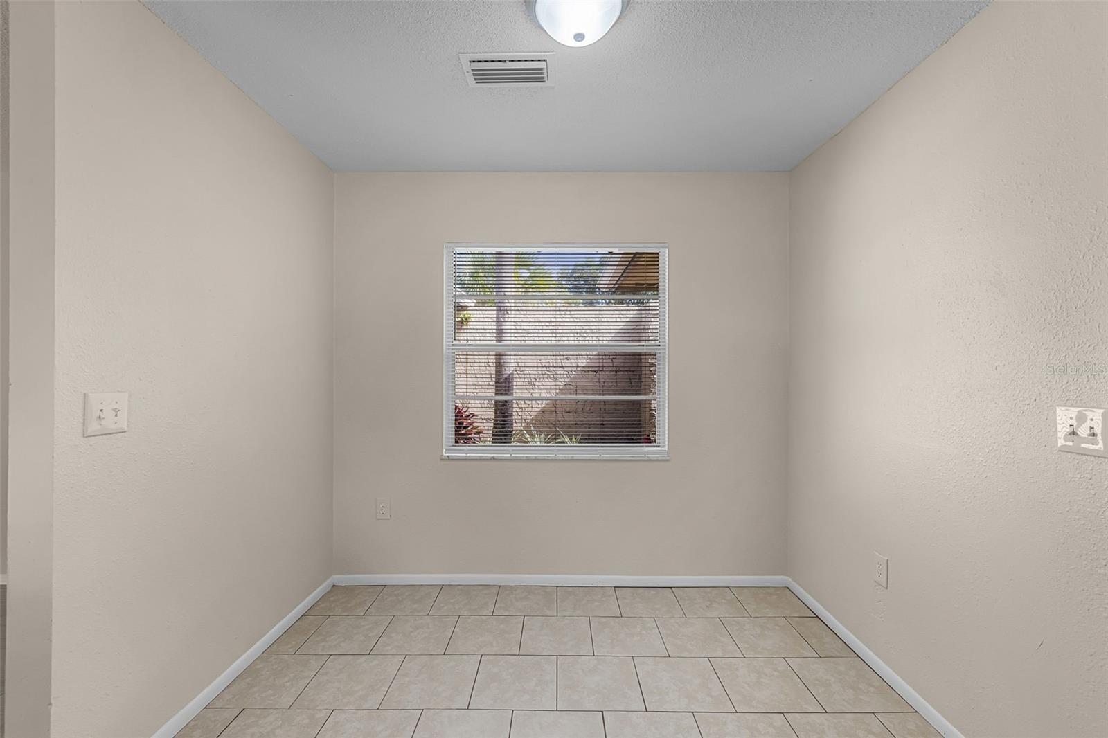 Image 5 of 16 For 103 Blue Heron Lane