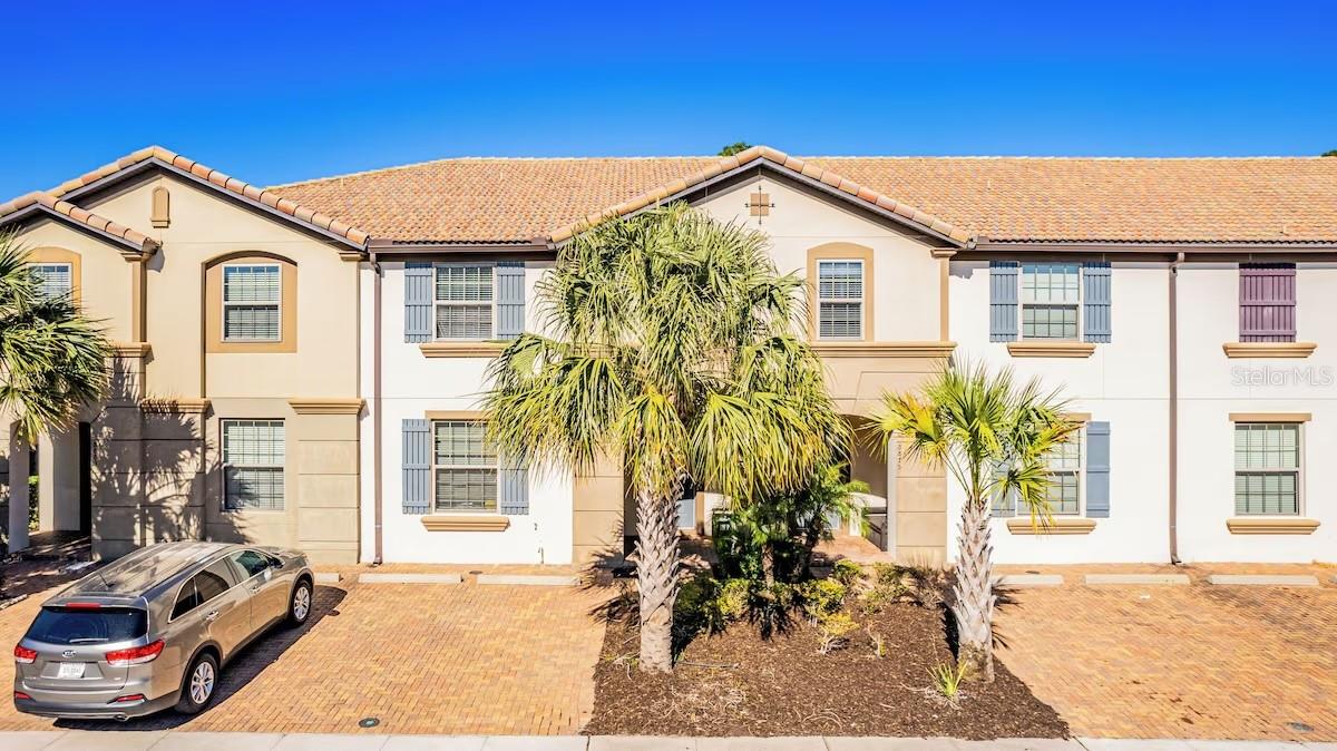 Image 2 of 61 For 8879 Geneve Court