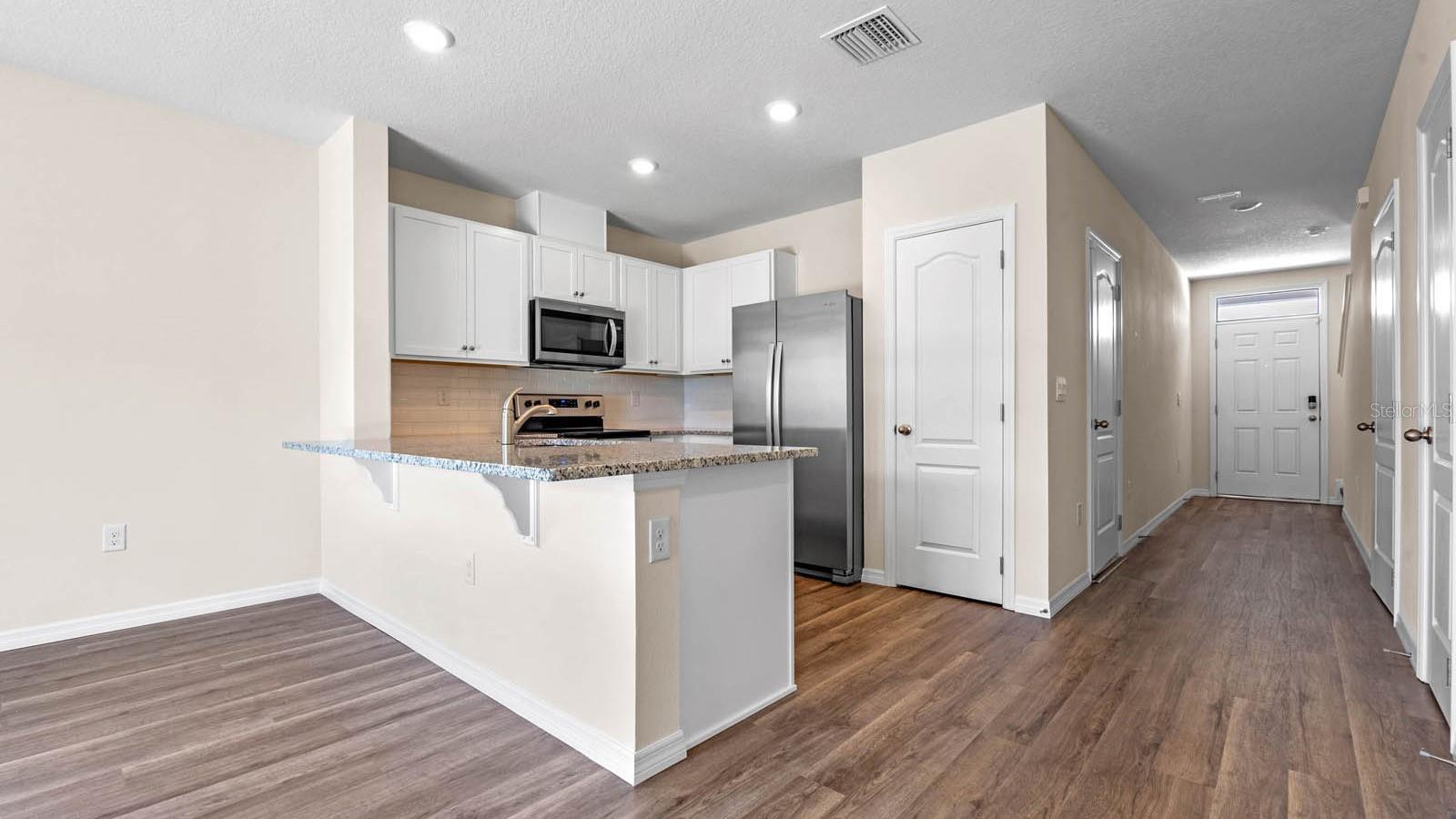 Image 4 of 24 For 2171 Longleaf Road