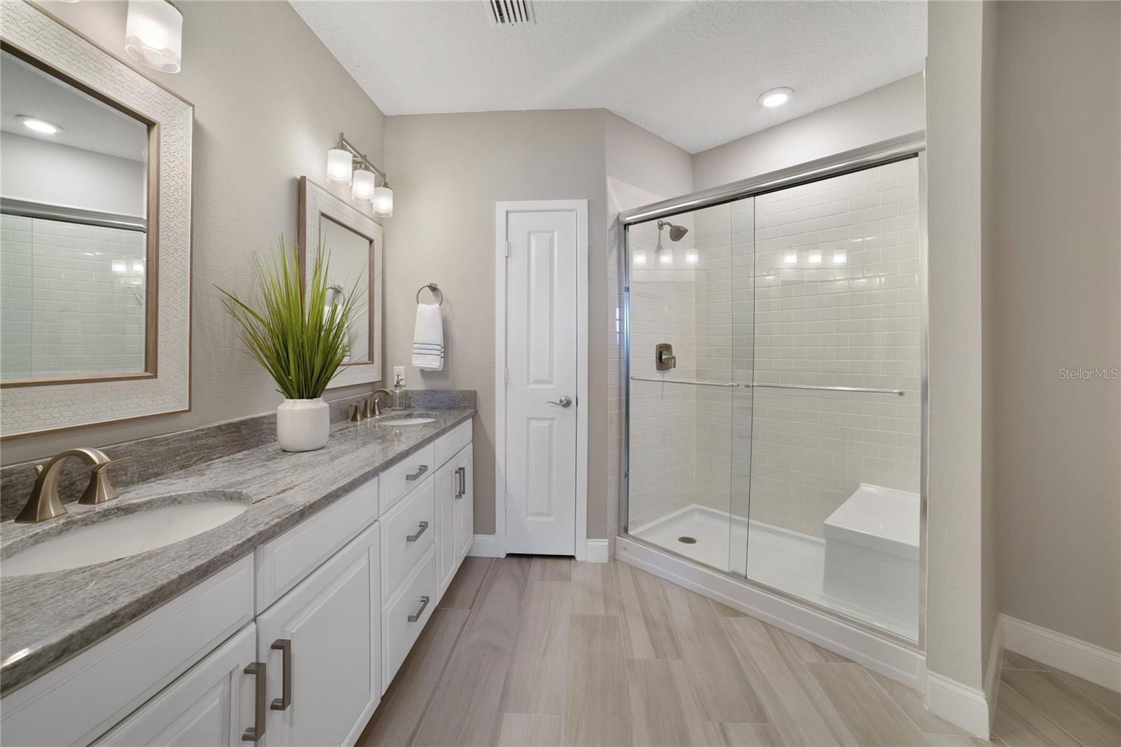 Image 7 of 20 For 7545 Laureate Boulevard 7203