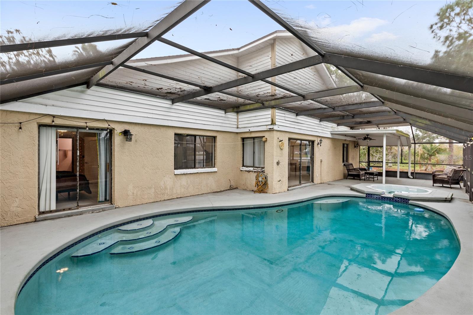 Image 30 of 35 For 100 Honeywood Court