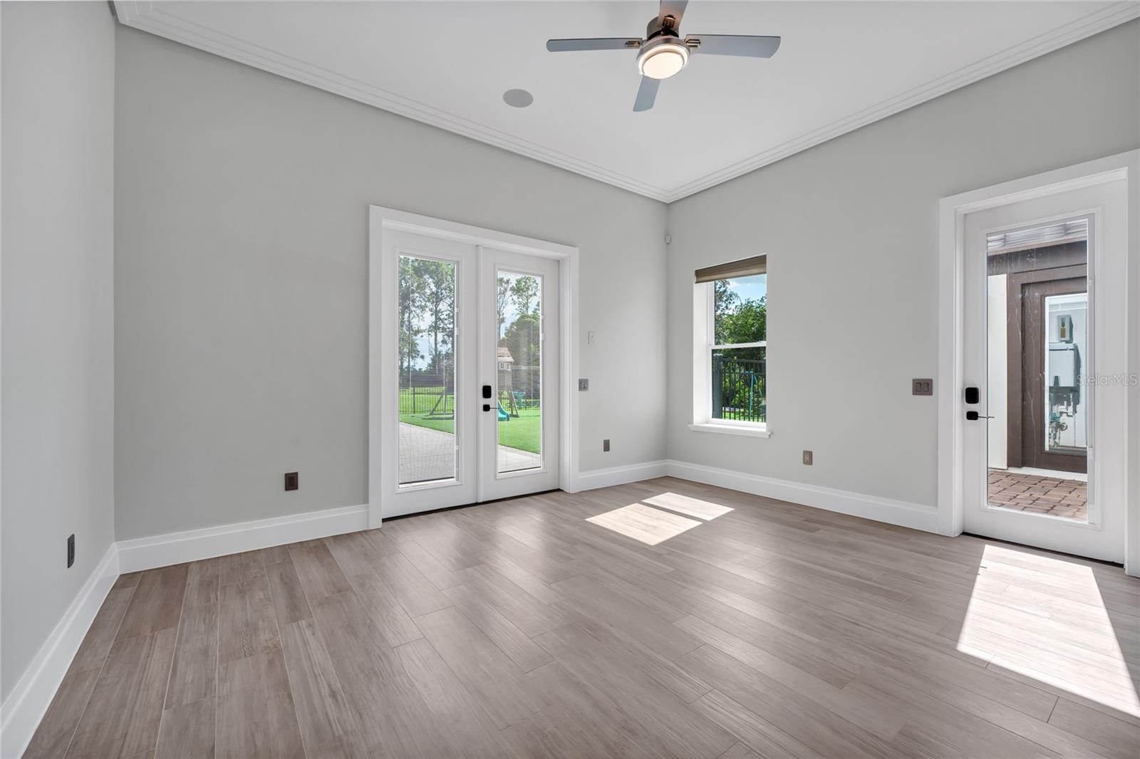 Image 22 of 74 For 13643 Lake Cawood Drive