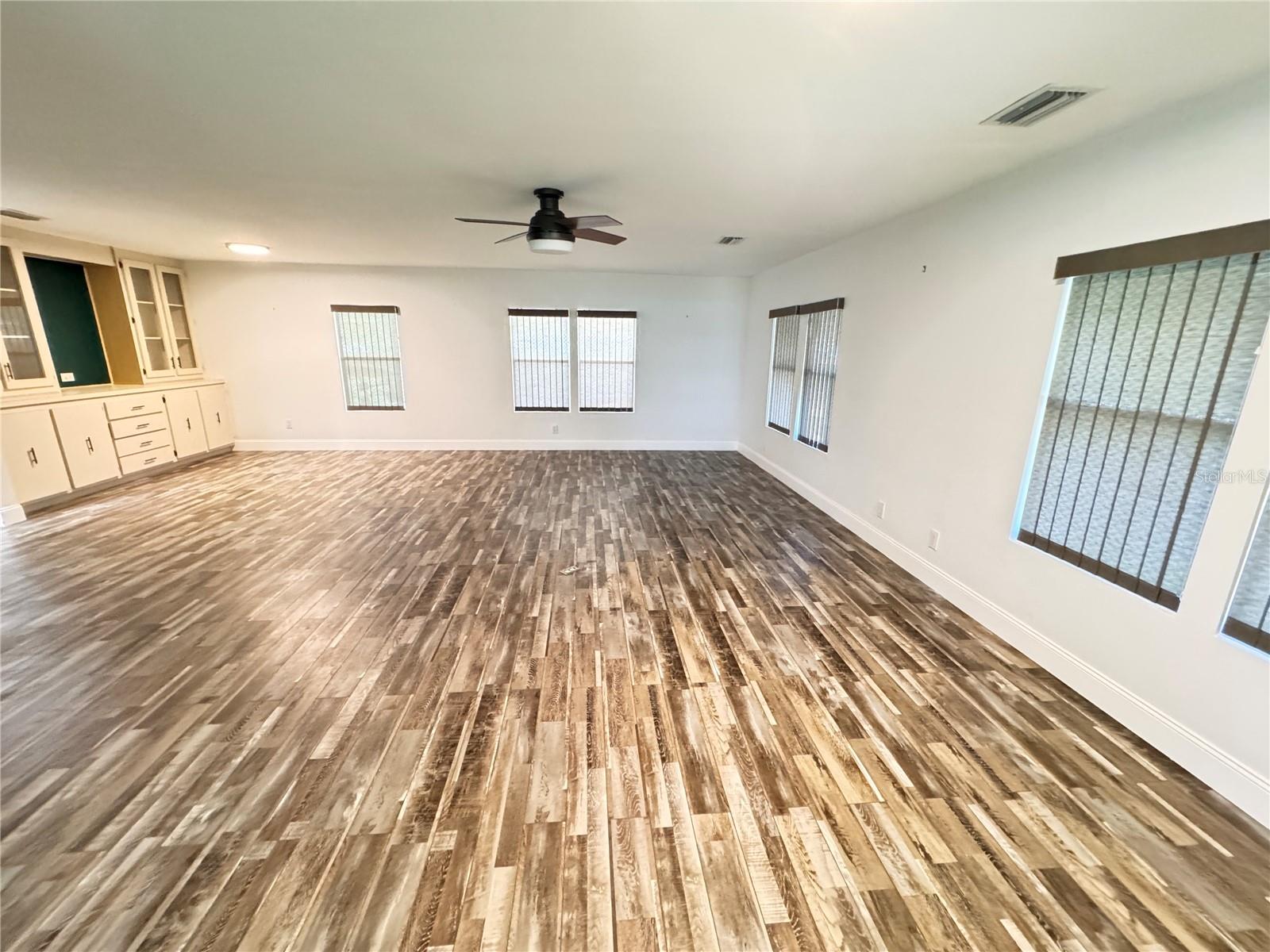 Image 46 of 50 For 3401 Wax Myrtle Circle 1745
