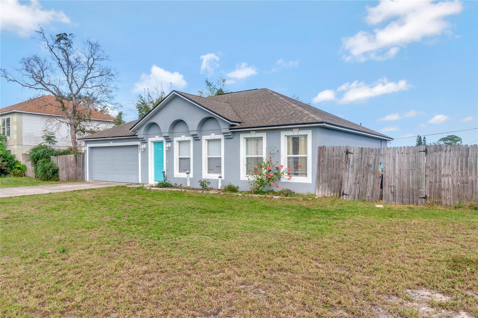 Image 2 of 23 For 647 Holbrook Avenue