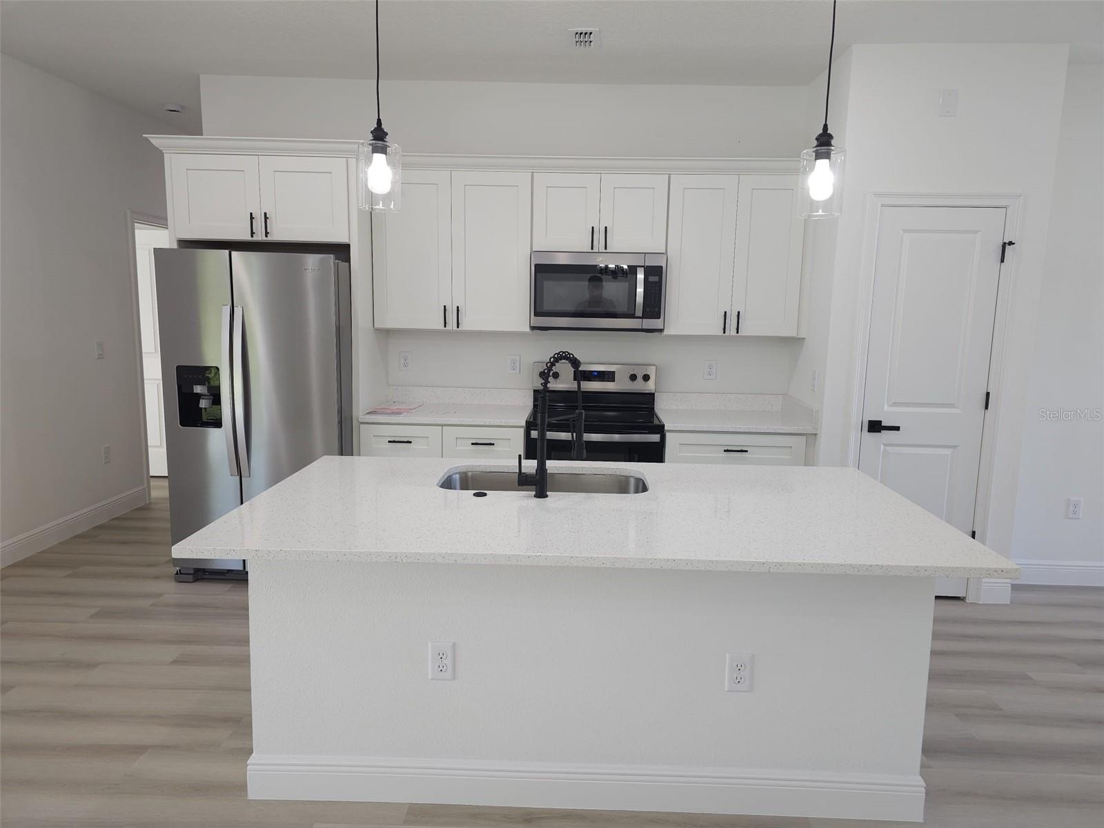 Image 12 of 44 For 7169 Tallwood Drive