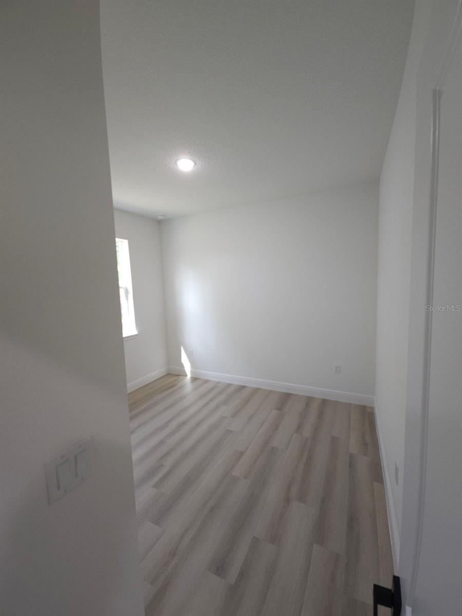 Image 21 of 44 For 7169 Tallwood Drive