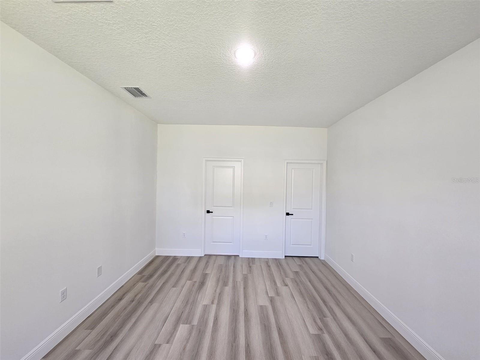 Image 33 of 44 For 7169 Tallwood Drive