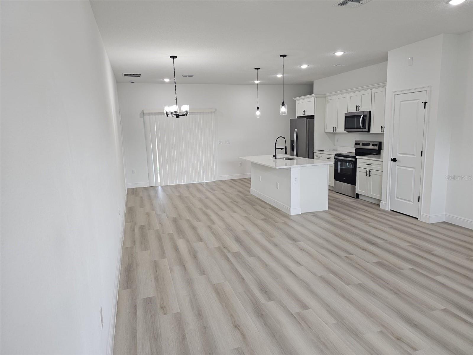 Image 4 of 44 For 7169 Tallwood Drive