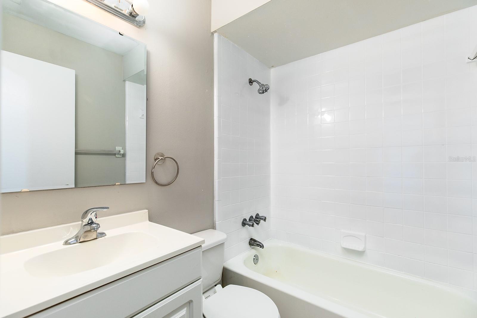 Image 10 of 20 For 97 Lake Villa Way