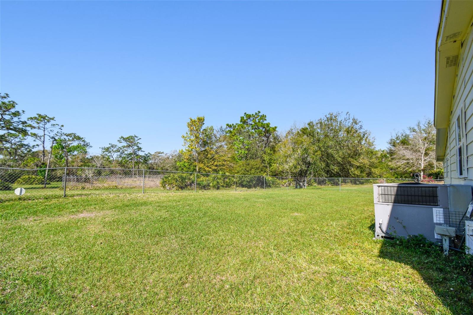 Image 22 of 27 For 2706 Cranmoor Drive