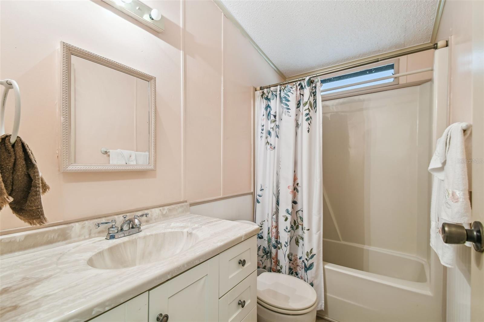 Image 6 of 27 For 2706 Cranmoor Drive