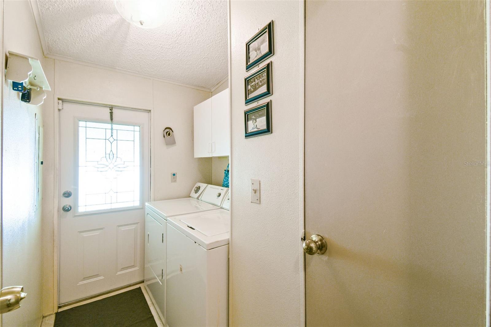 Image 7 of 27 For 2706 Cranmoor Drive