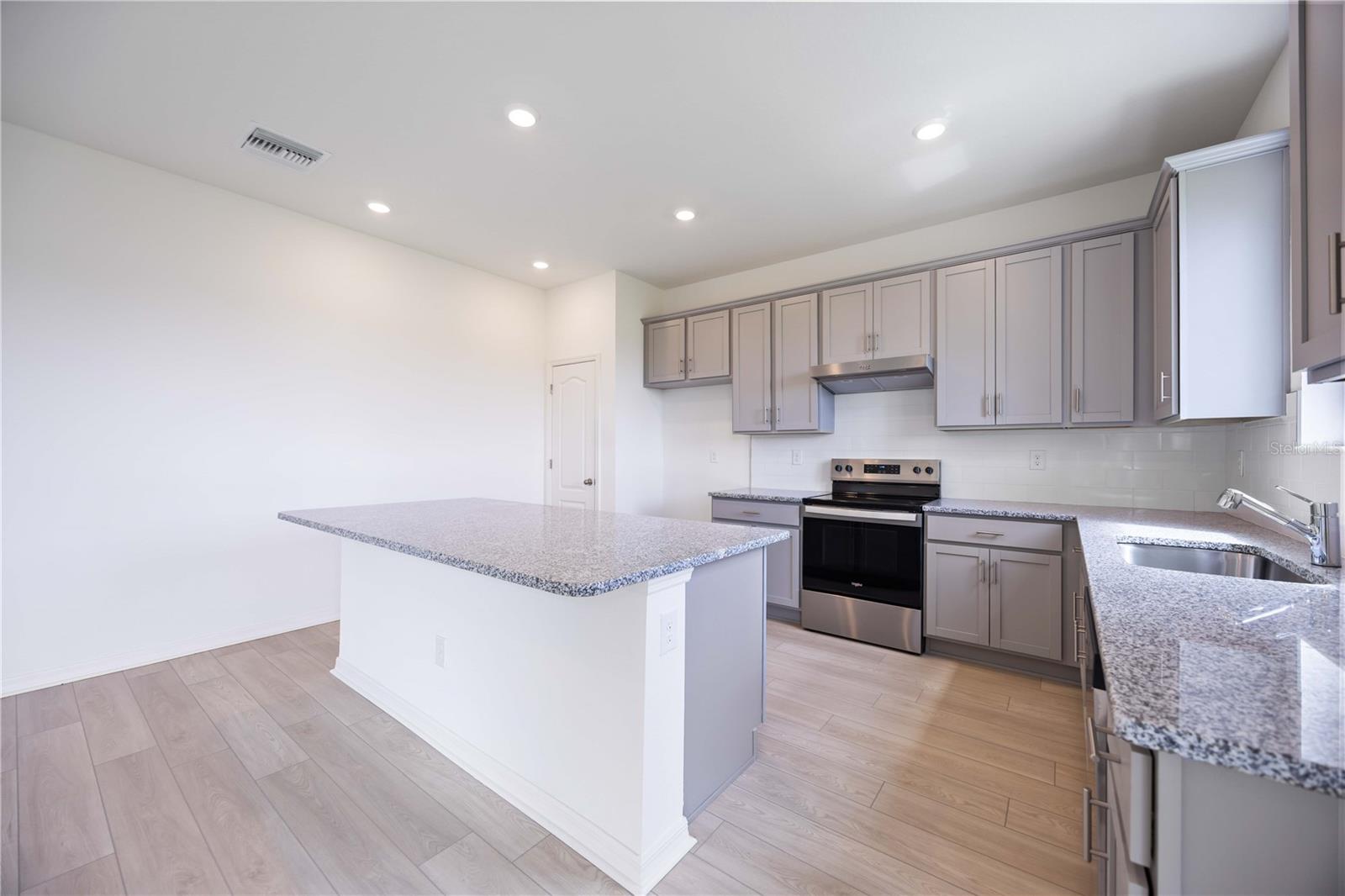 Image 4 of 19 For 6606 Tortoise Trail