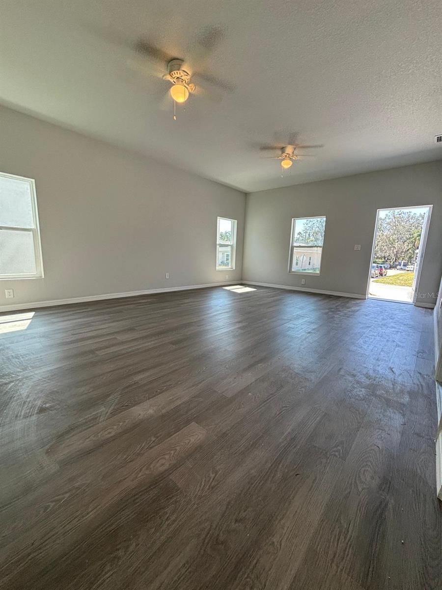 Image 2 of 16 For 1458 Las Villas Boulevard