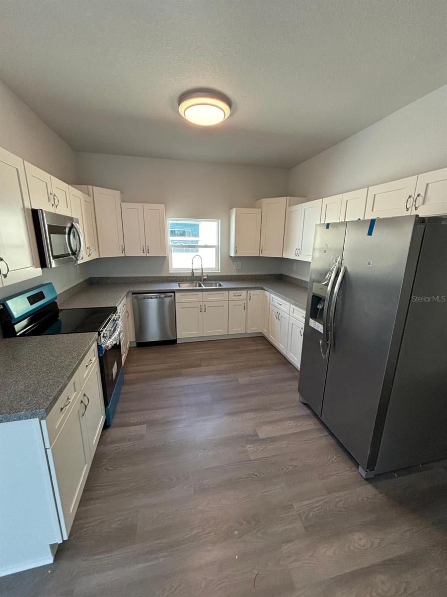 Image 5 of 16 For 1458 Las Villas Boulevard