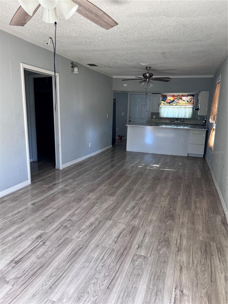 Image 4 of 12 For 592 8th Street