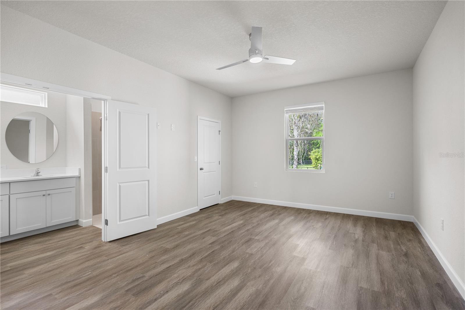 Image 9 of 26 For 4470 Frances Avenue