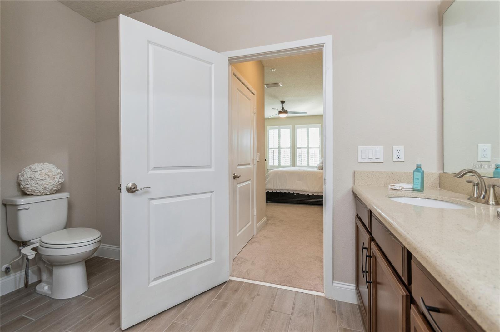 Image 22 of 35 For 7517 Laureate Boulevard 4103