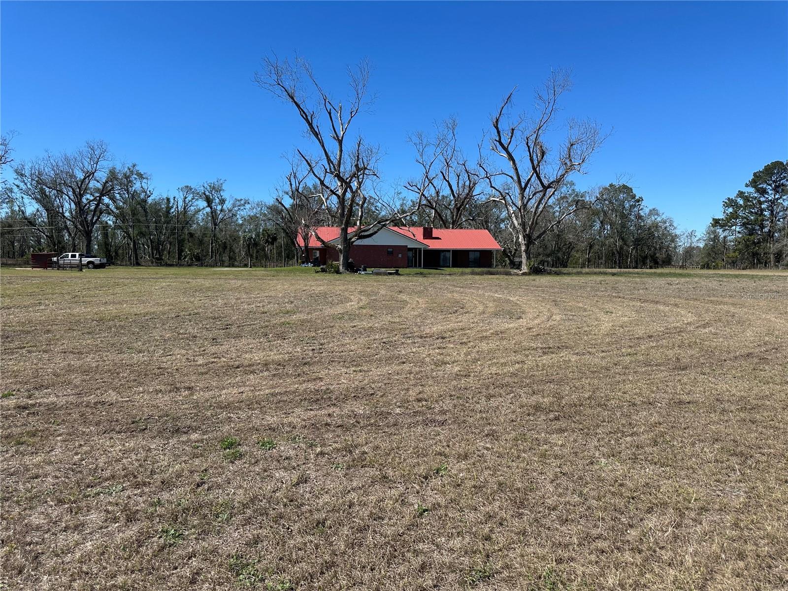 Listing photo id 21 for 13220 225th Road