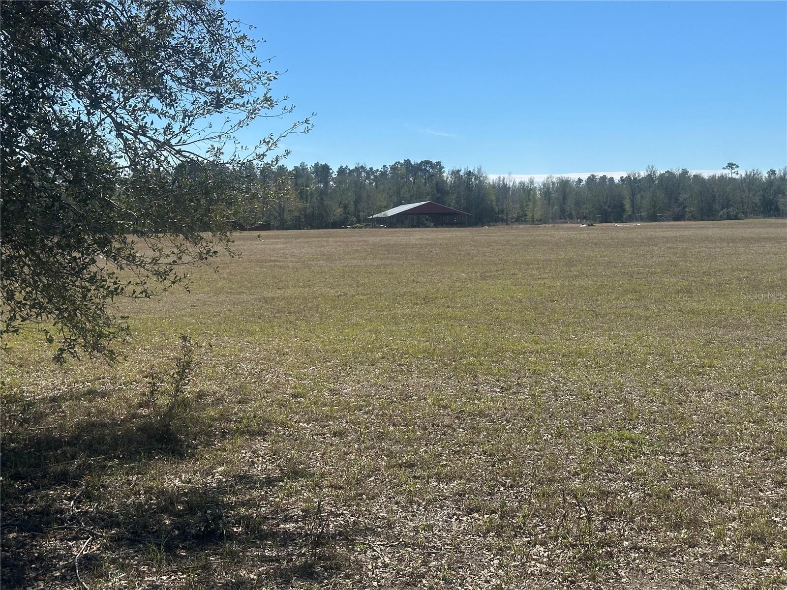 Listing photo id 23 for 13220 225th Road