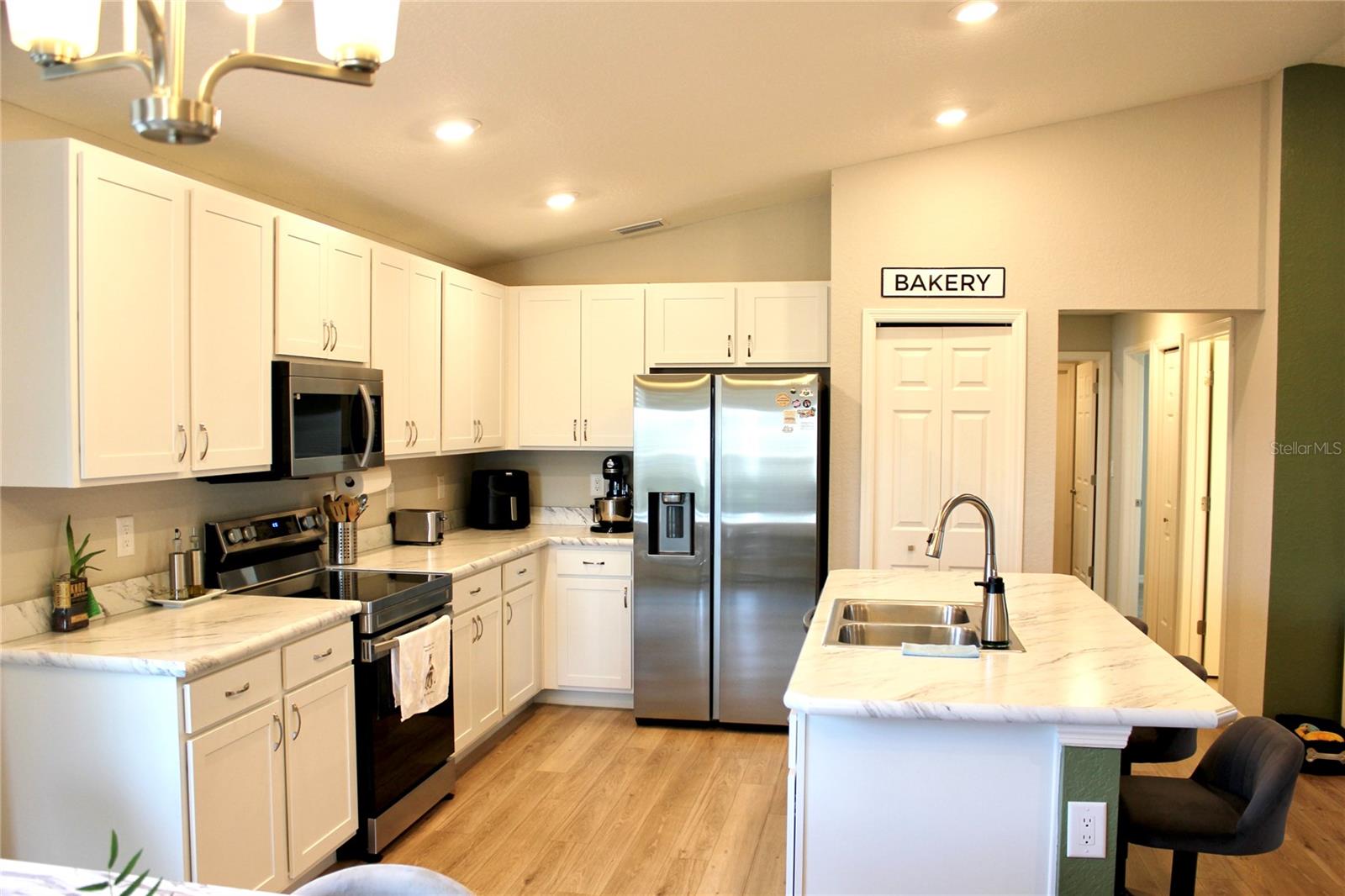 Image 22 of 79 For 2294 Sunset Way