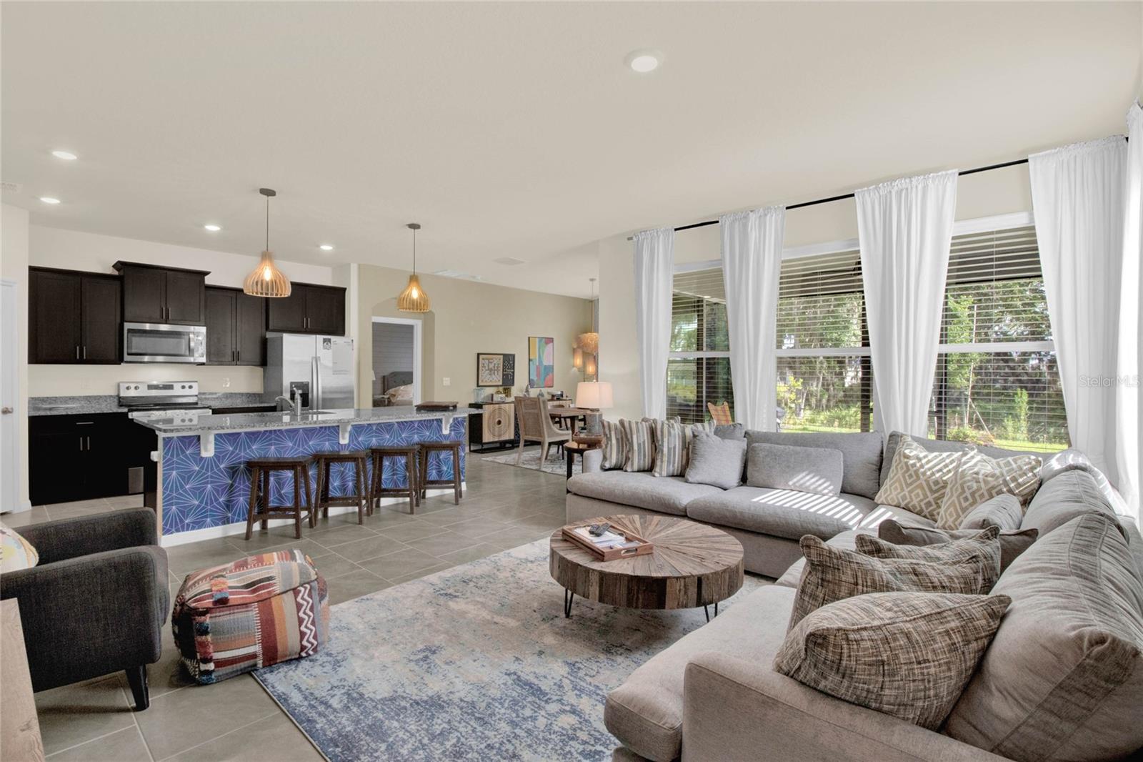 Image 10 of 39 For 1612 Barberry Drive