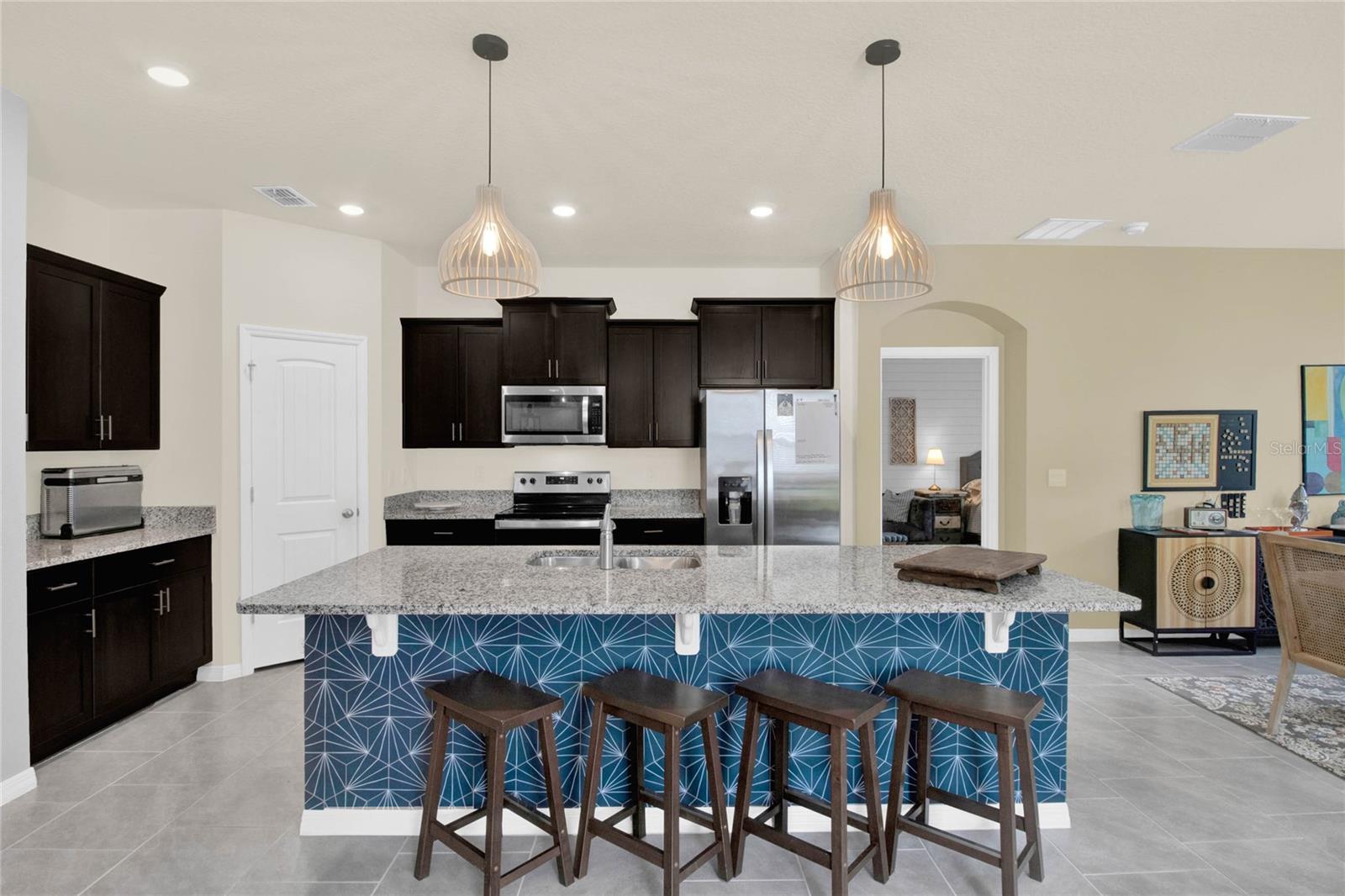 Image 15 of 39 For 1612 Barberry Drive