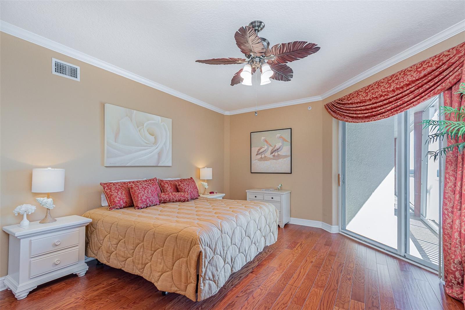 Image 6 of 23 For 3203 Washington Avenue 603a