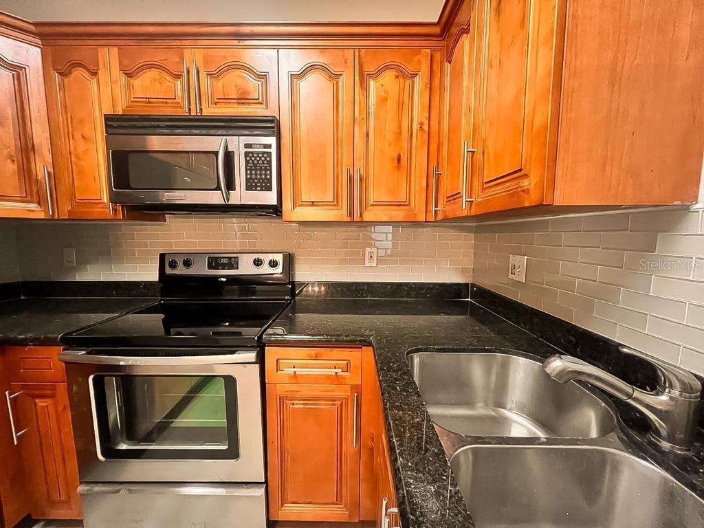 Image 12 of 22 For 2624 Robert Trent Jones Drive 633