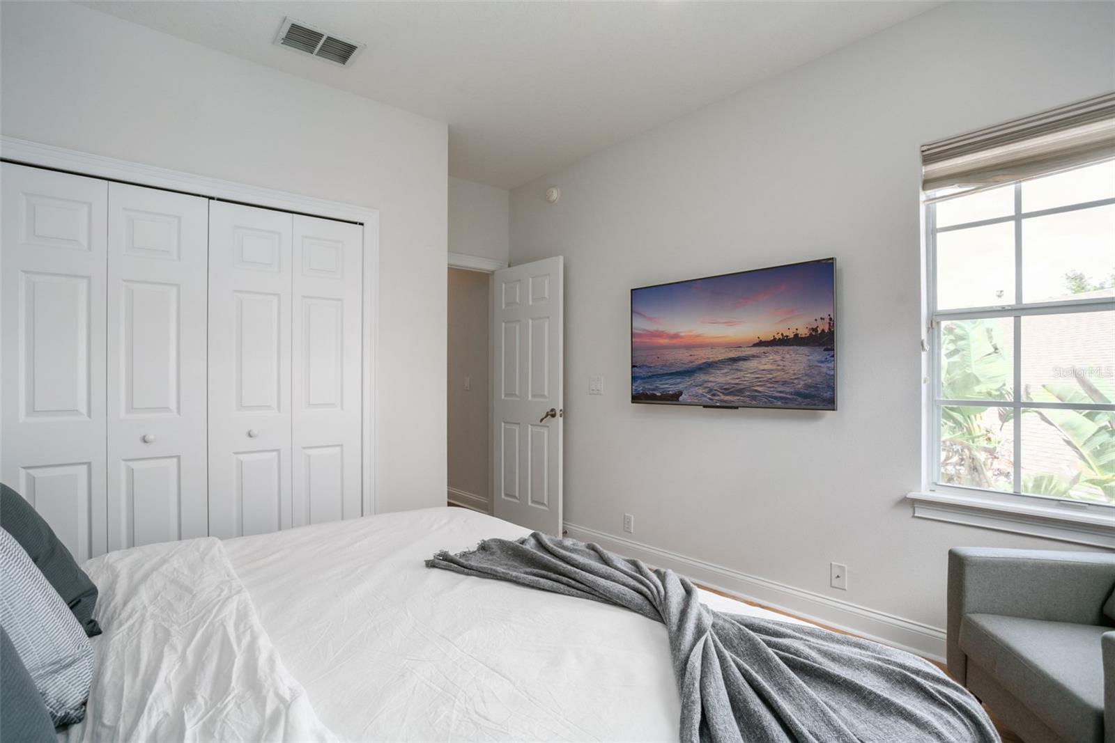 Image 34 of 47 For 11537 Claymont Cir