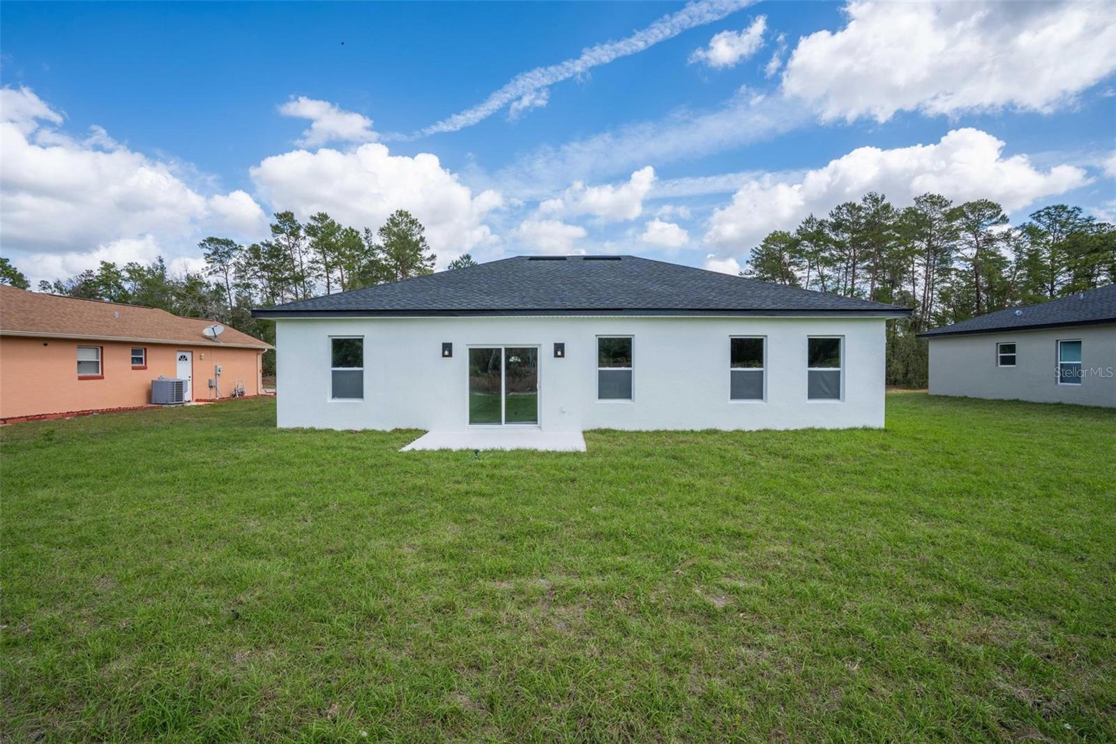 Image 40 of 48 For 17046 Sw 44th Cir
