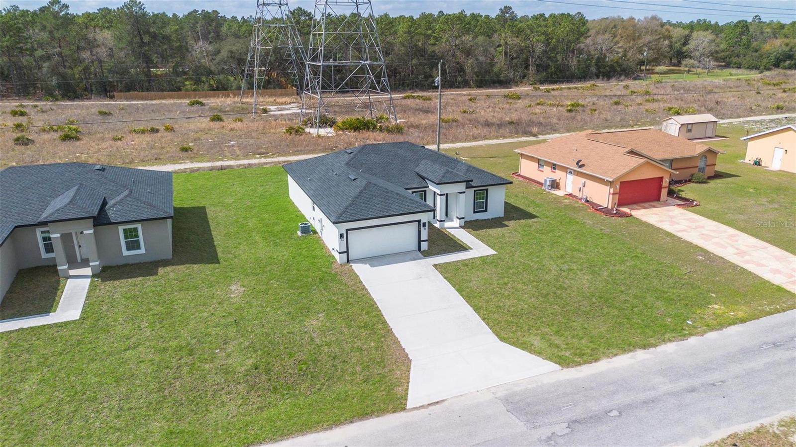 Image 42 of 48 For 17046 Sw 44th Cir