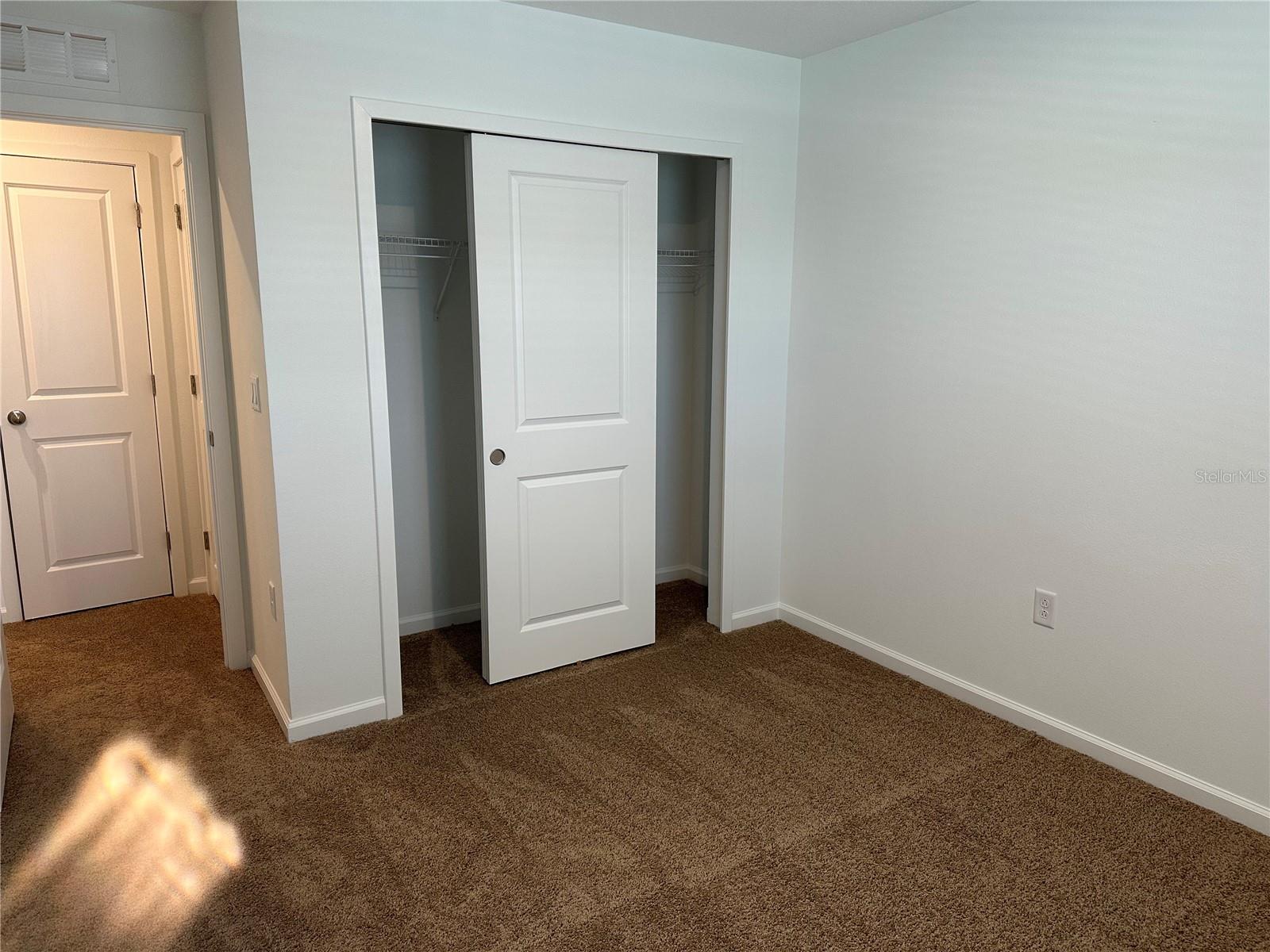 Image 17 of 20 For 9828 Walkway Drive
