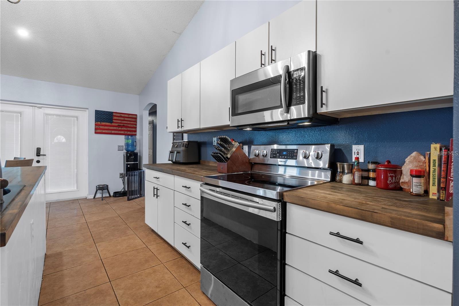 Image 11 of 41 For 57 Ryarbor Drive
