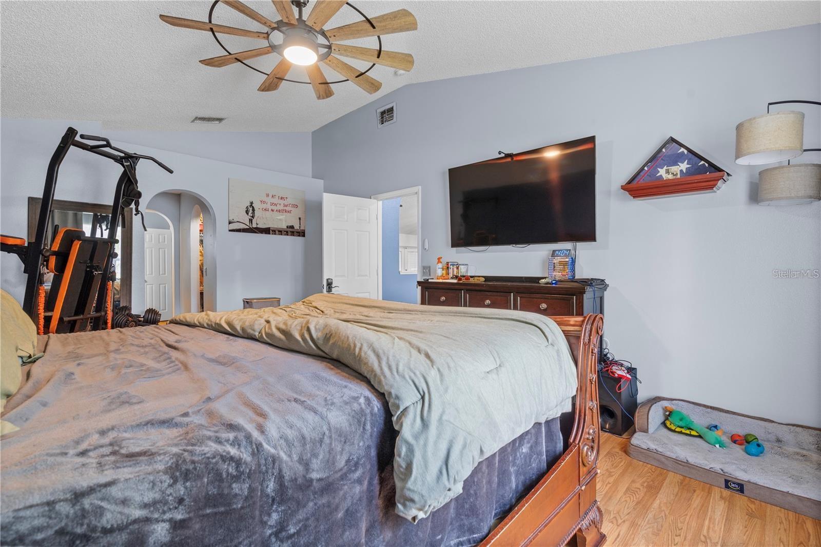 Image 23 of 41 For 57 Ryarbor Drive