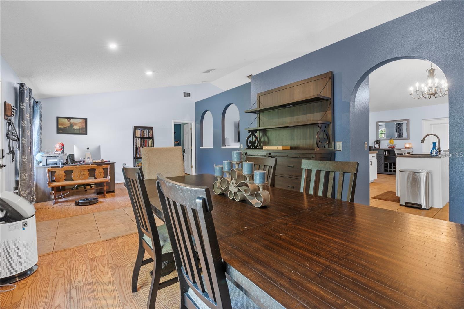 Image 9 of 41 For 57 Ryarbor Drive