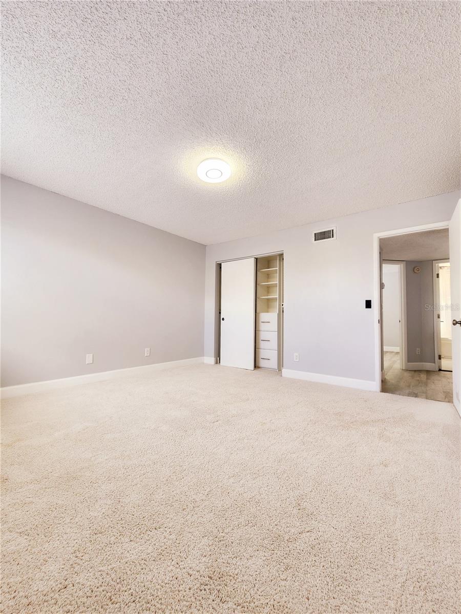 Image 26 of 39 For 4801 Grapevine Way