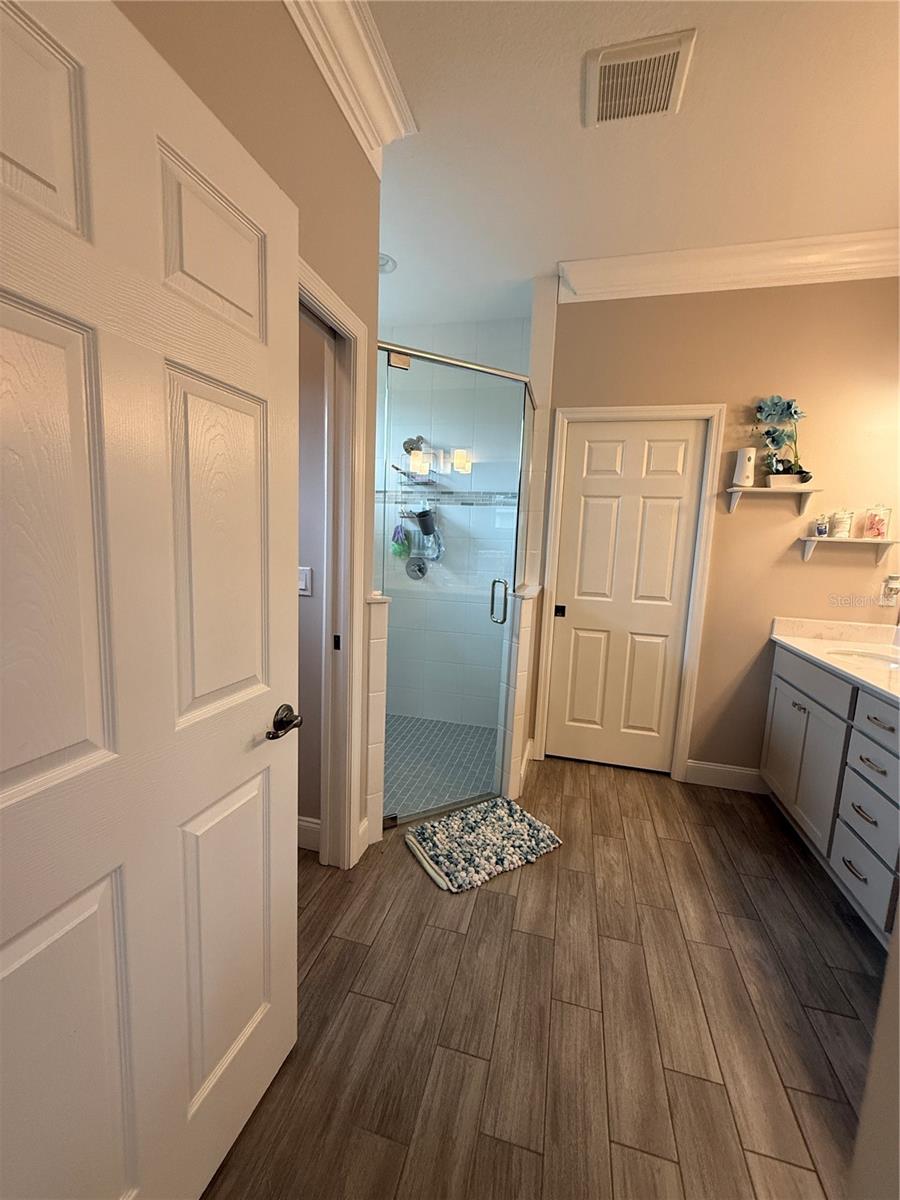 Image 12 of 38 For 4590 99th Street