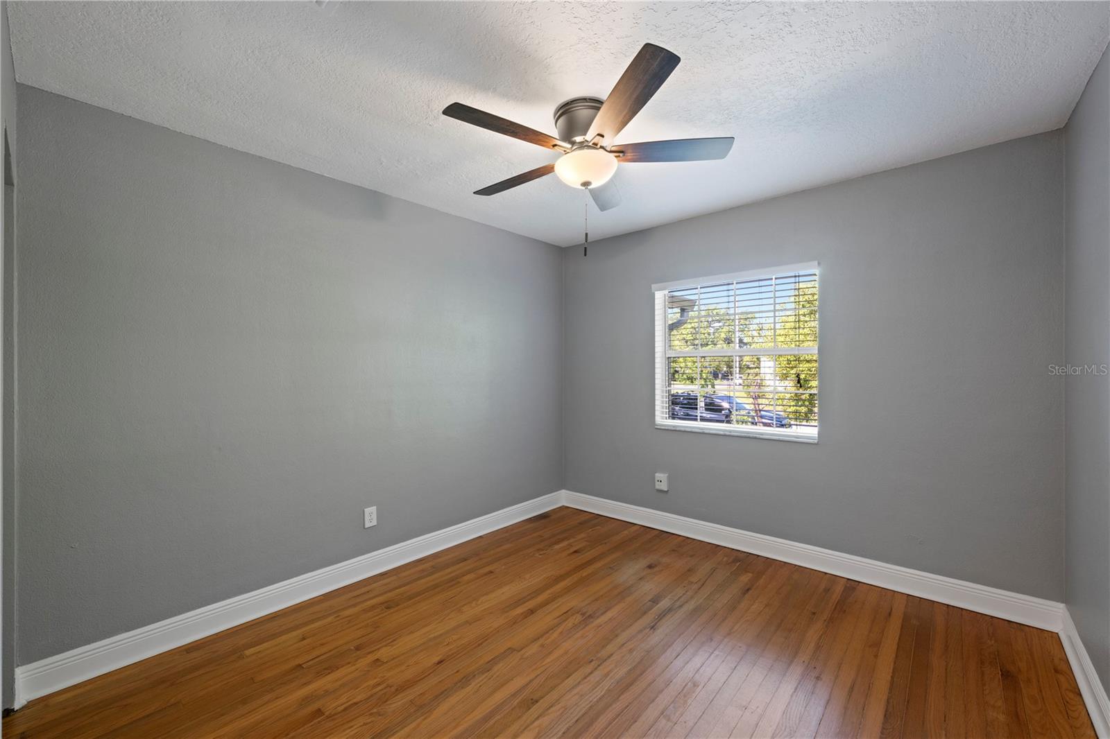Image 15 of 32 For 1111 Guernsey Street