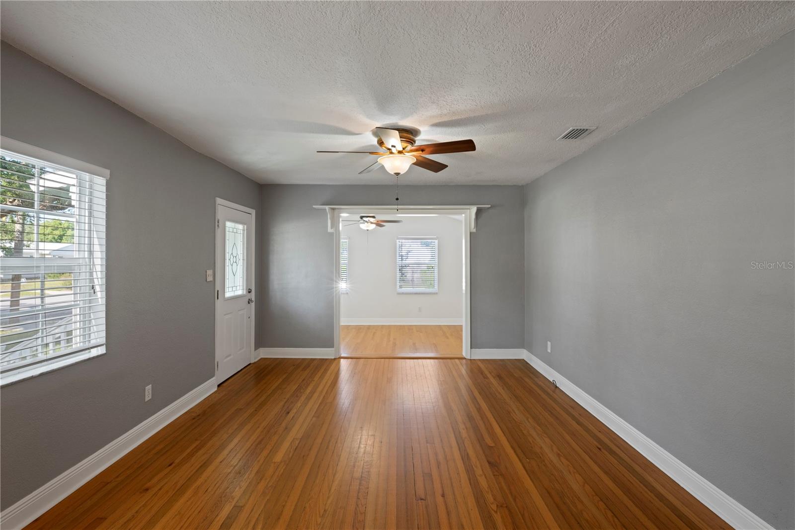Image 3 of 32 For 1111 Guernsey Street