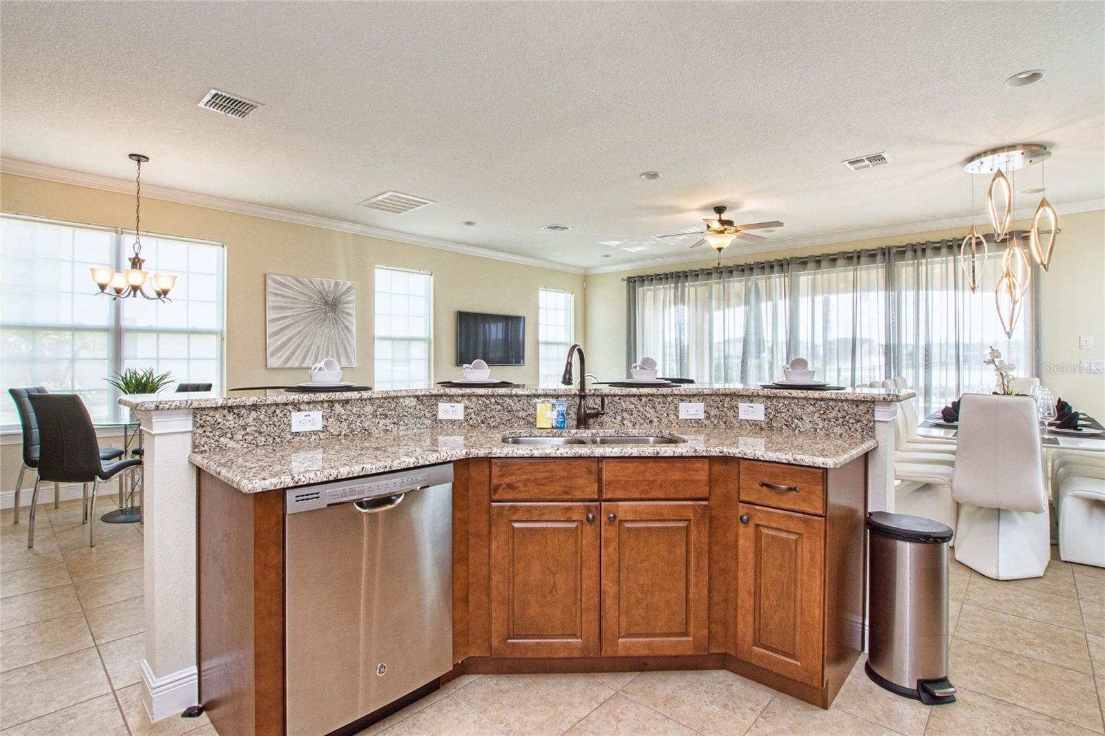 Image 10 of 41 For 7824 Loxahatchee Court
