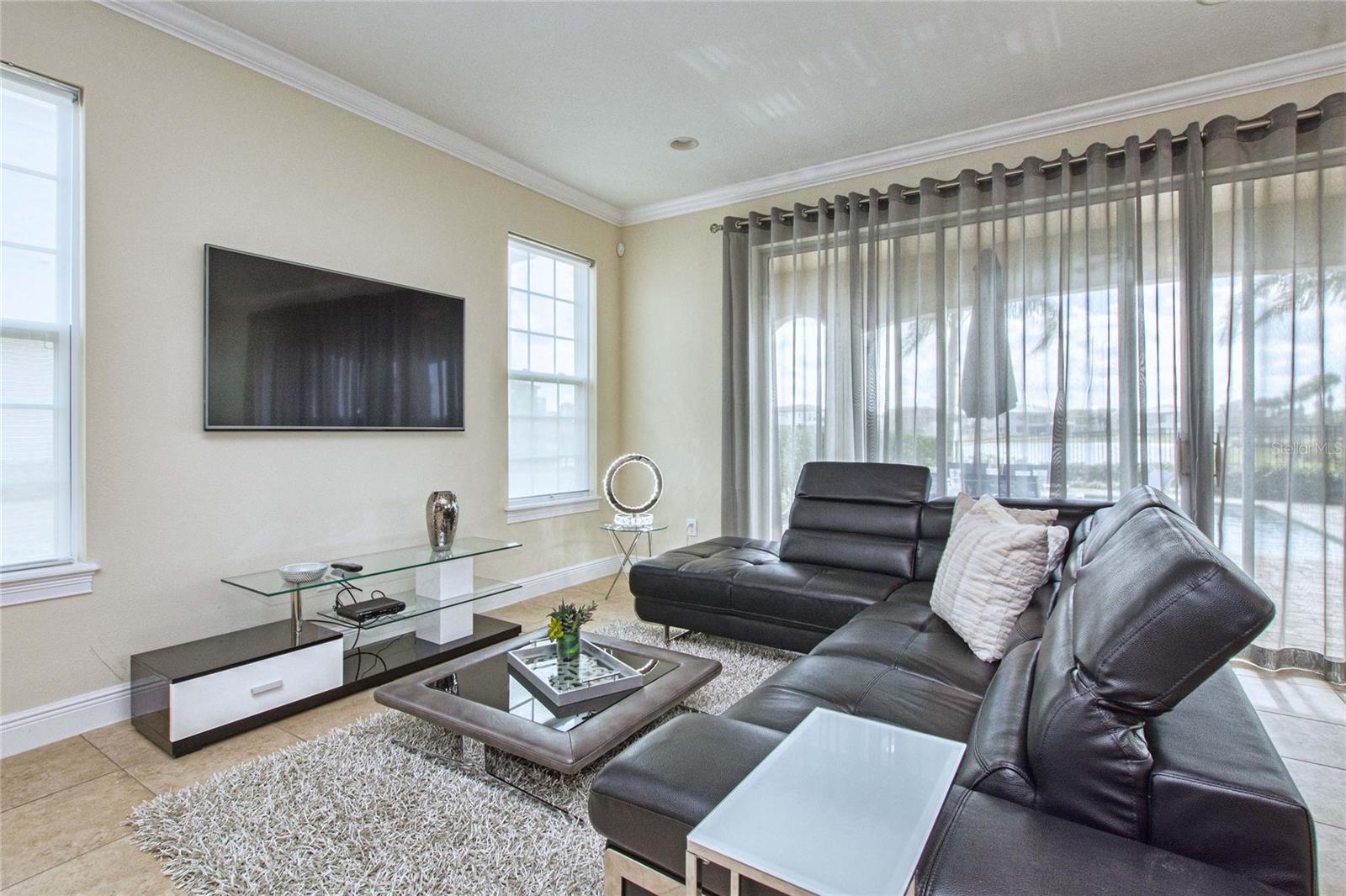 Image 15 of 41 For 7824 Loxahatchee Court