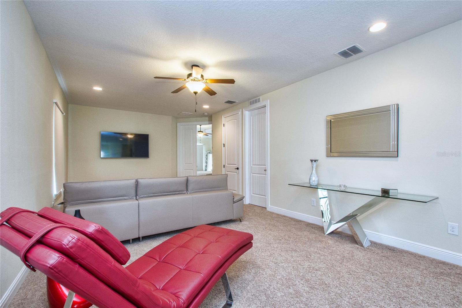 Image 22 of 41 For 7824 Loxahatchee Court