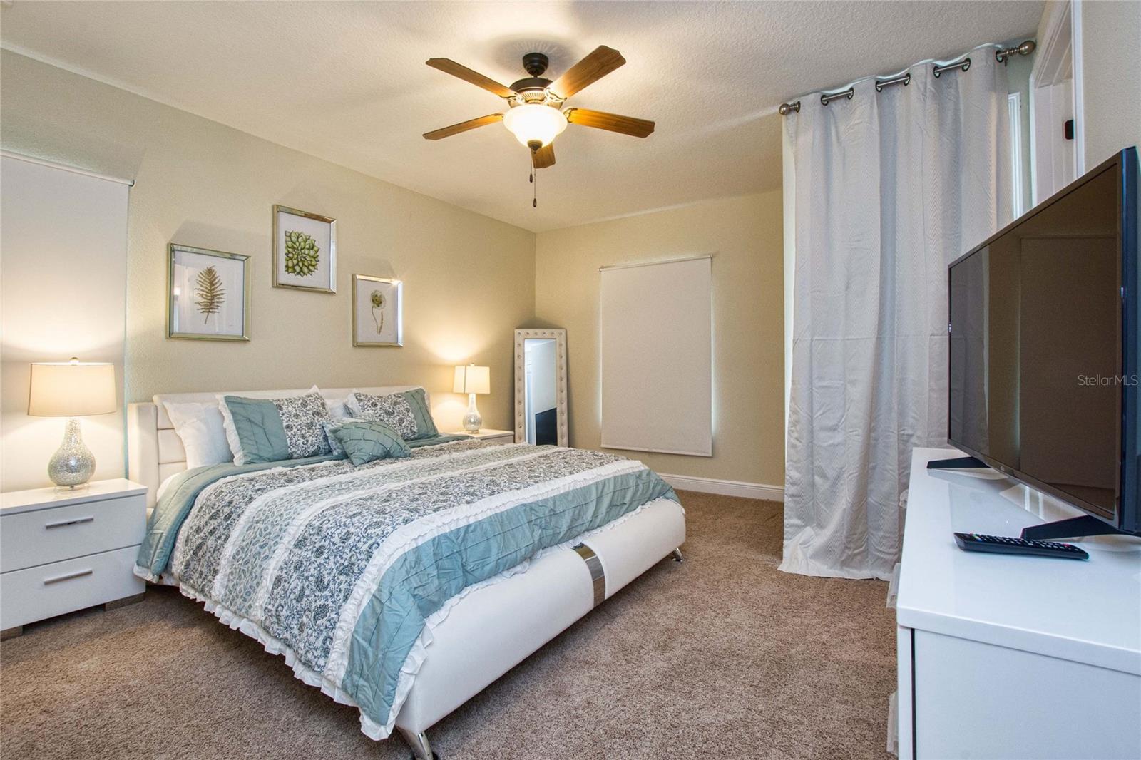 Image 33 of 41 For 7824 Loxahatchee Court