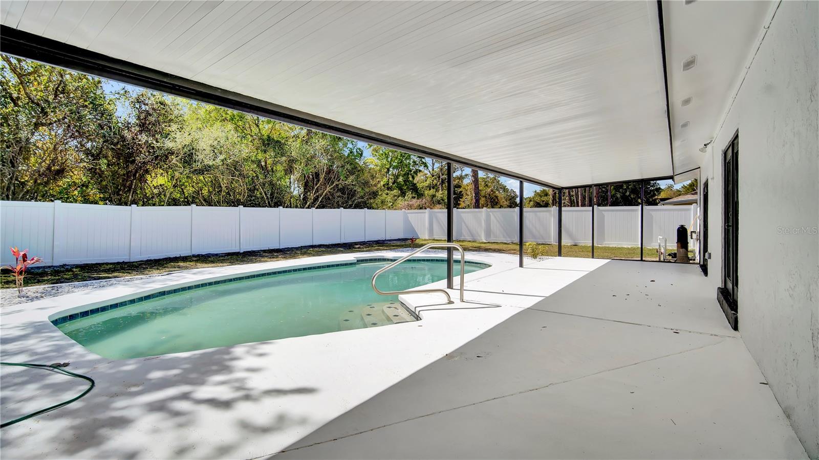 Image 34 of 42 For 25 Blaine Drive