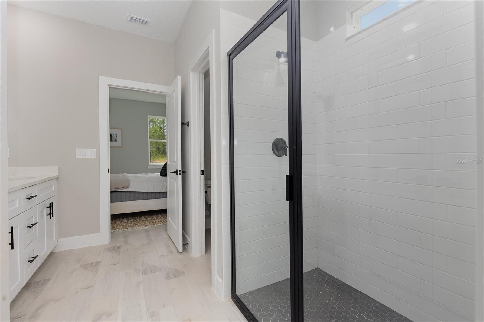 Image 15 of 40 For 7007 131st Avenue